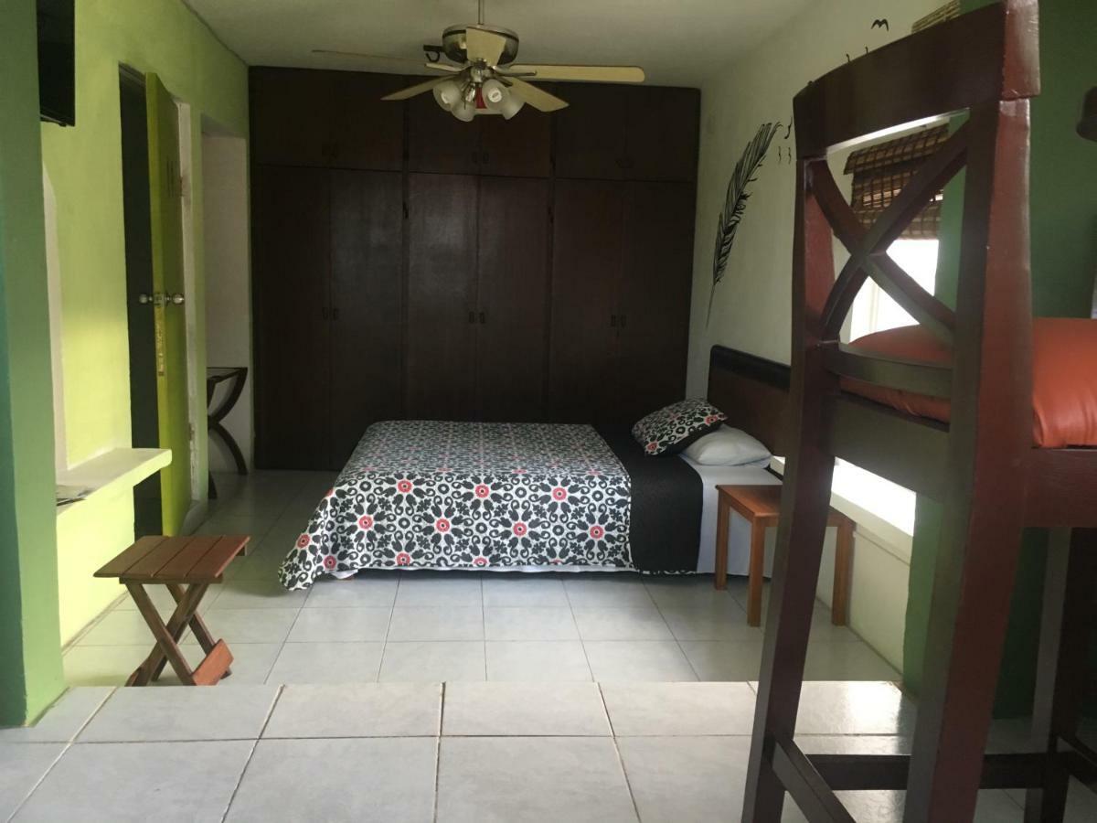 Violeta'S House Apartment แคนคูน ภายนอก รูปภาพ