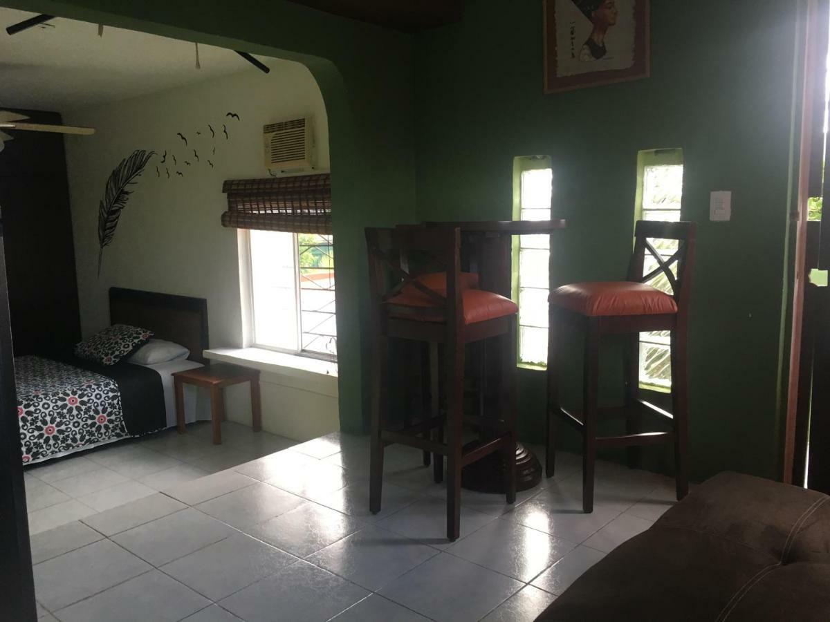 Violeta'S House Apartment แคนคูน ภายนอก รูปภาพ