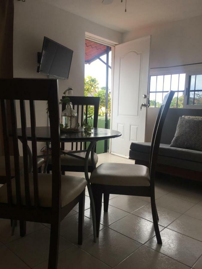 Violeta'S House Apartment แคนคูน ภายนอก รูปภาพ
